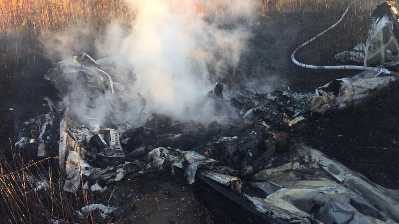 На месте аварийной посадки легкомоторного самолета в городском округе Люберцы - РИА Новости, 1920, 07.11.2020