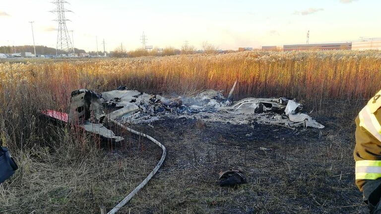 На месте аварийной посадки легкомоторного самолета в городском округе Люберцы