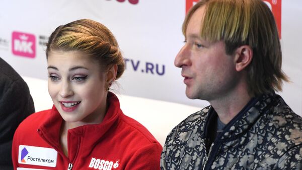 Алена Косторная и Евгений Плющенко