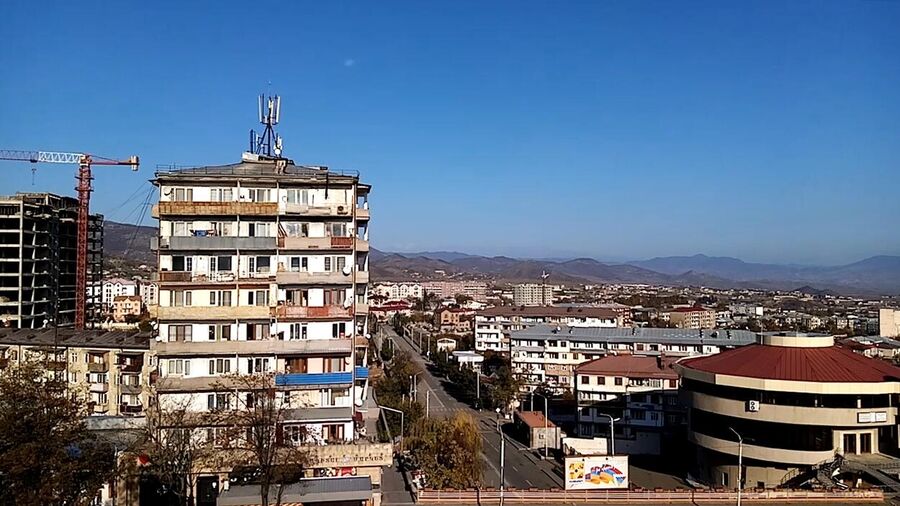 Город Степанакерт утром 10 ноября 2020 года