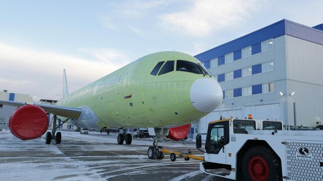 Первый самолет МС-21-310 с двигателями ПД-14