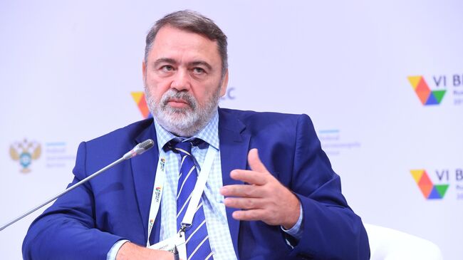 Руководитель Федеральной антимонопольной службы Игорь Артемьев во время семинара в рамках VI Конференции по конкуренции под эгидой БРИКС в Москве