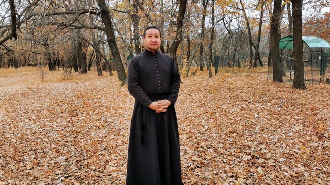 Создатель центра помощи диким животным в Волгоградской области отец Василиск
