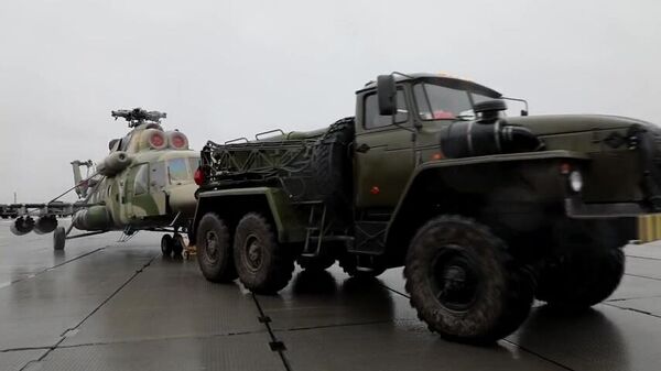 Отправка вертолетов ВКС России в Нагорный Карабах для несения миротворческой службы