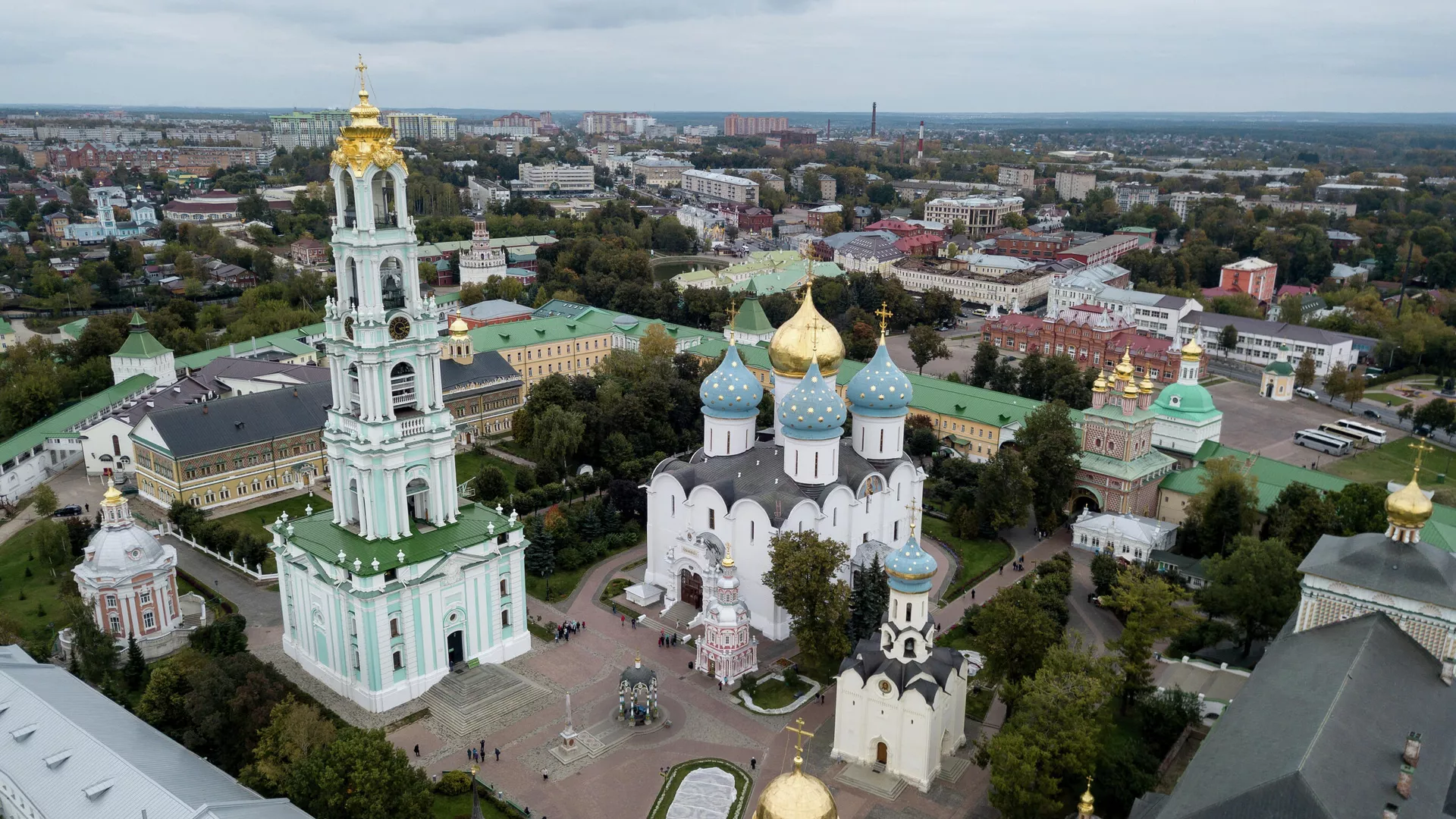Троице-Сергиева лавра в городе Сергиев Посад Московской области Троице-Сергиева лавра в городе Сергиев Посад Московской области - РИА Новости, 1920, 31.07.2021