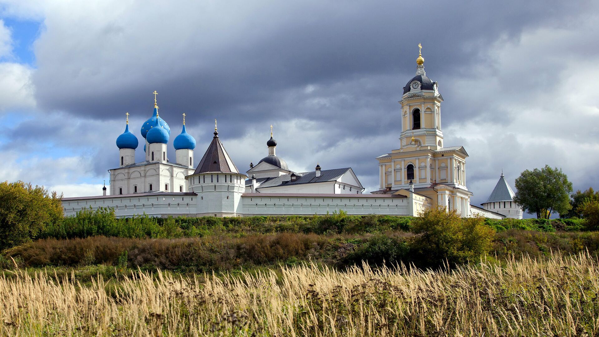 Высоцкий монастырь в Серпухове - РИА Новости, 1920, 07.08.2022