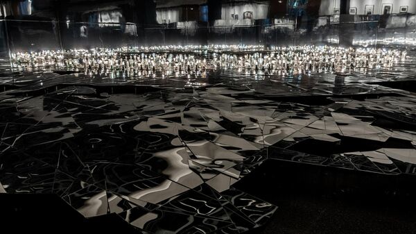 Инсталляции Город Солнца II южнокорейской художницы Ли Бул. Воссоздана на выставке Утопия Спасенная в санкт-петербургском Манеже