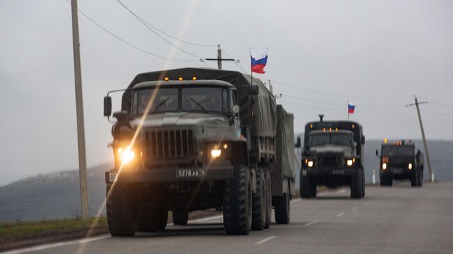 Колонна российских миротворцев в Нагорном Карабахе