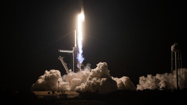Старт ракеты Falcon 9 с кораблем Crew Dragon к МКС. 15 ноября 2020