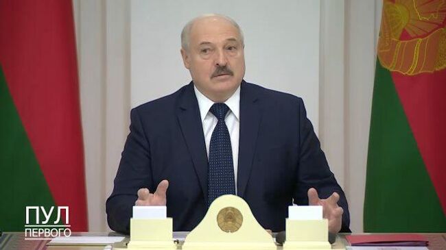 Конституцию ломать не надо – Лукашенко о распределении полномочий в правительстве