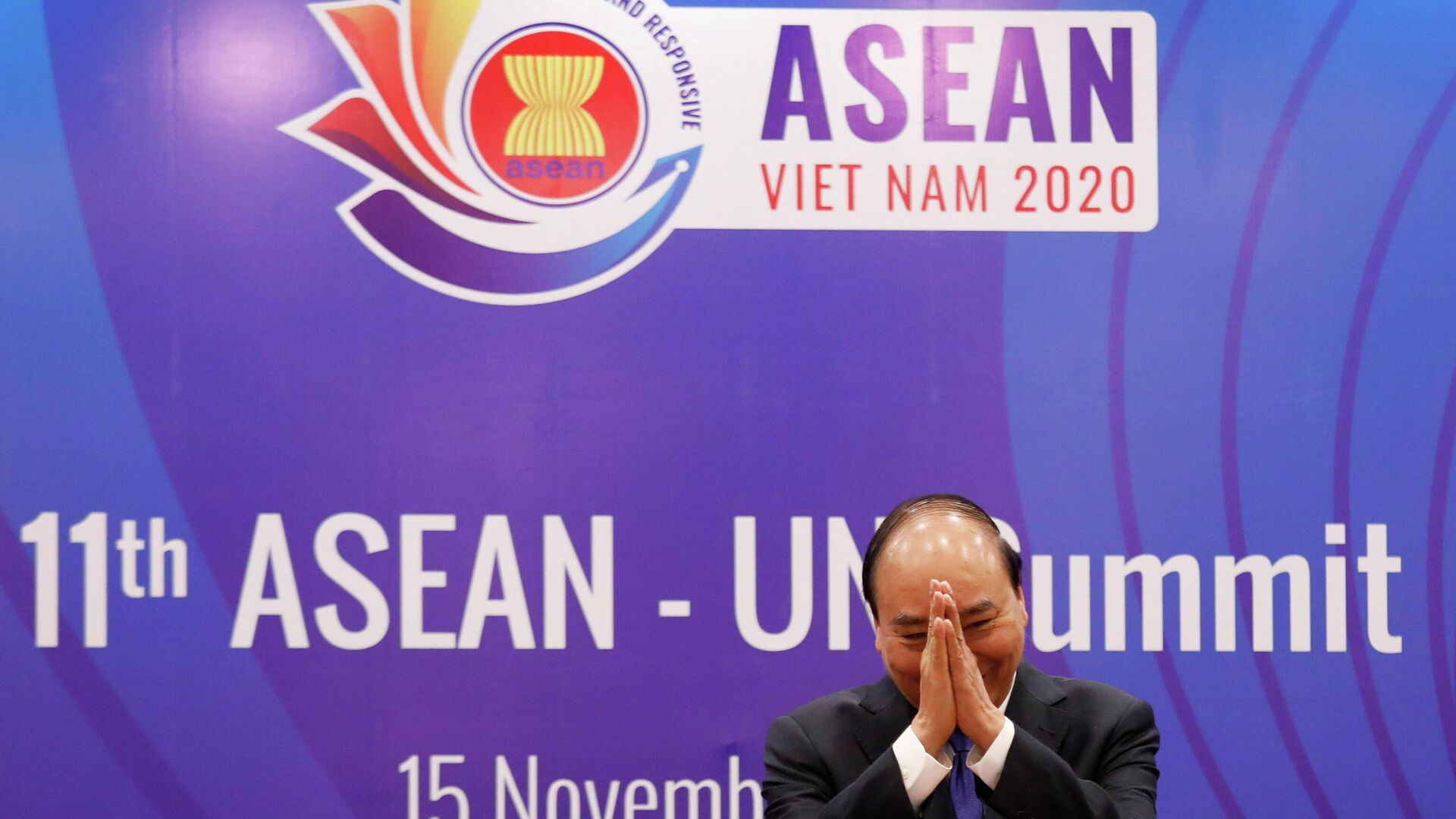Премьер-министр Вьетнама Нгуен Суан Фук на саммите АСЕАН в Ханое - РИА Новости, 1920, 16.11.2020