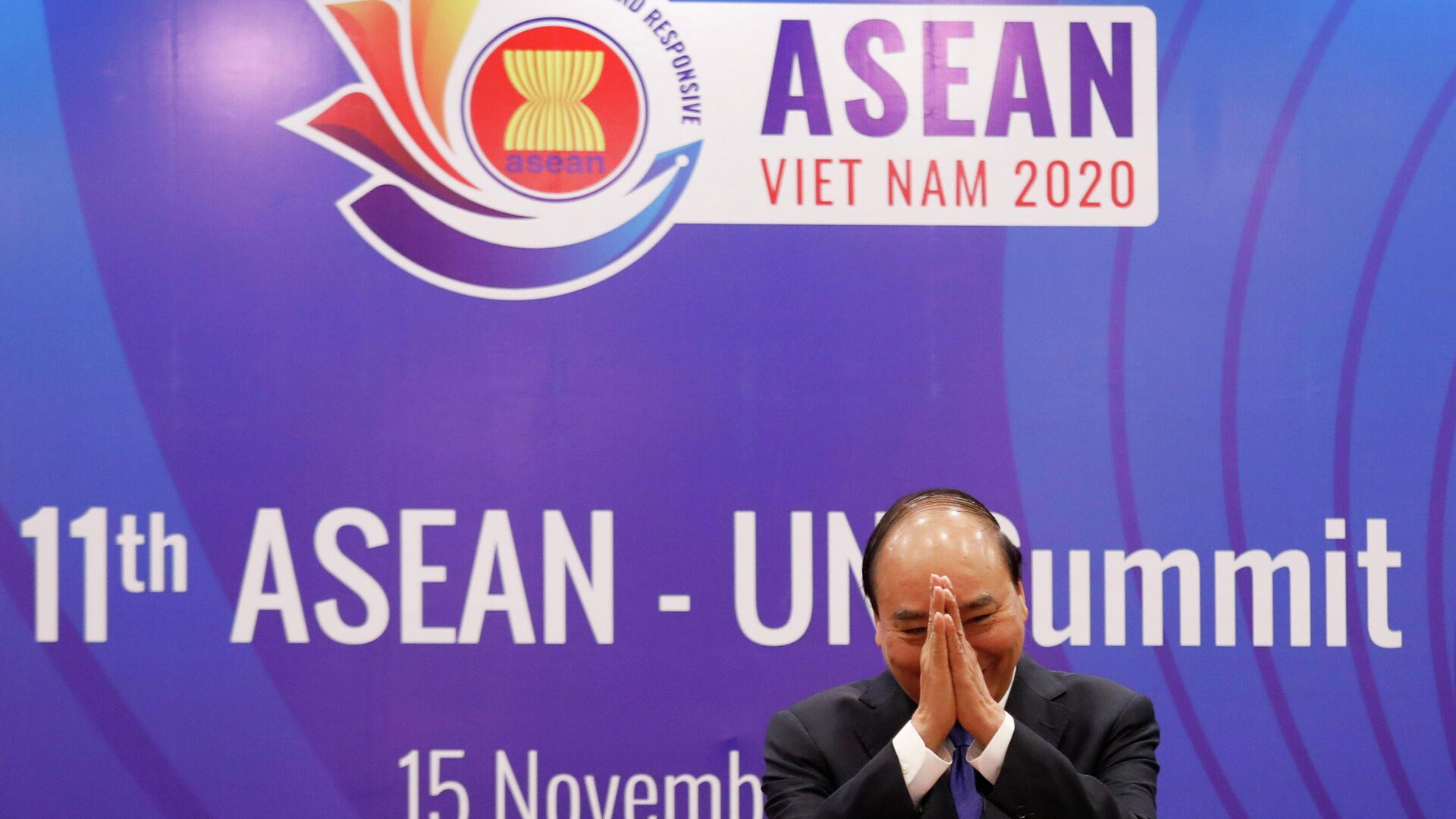 Премьер-министр Вьетнама Нгуен Суан Фук на саммите АСЕАН в Ханое - РИА Новости, 1920, 16.11.2020