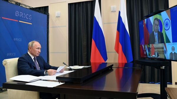 Президент РФ Владимир Путин принимает участие в XII саммите БРИКС в режиме видеоконференции