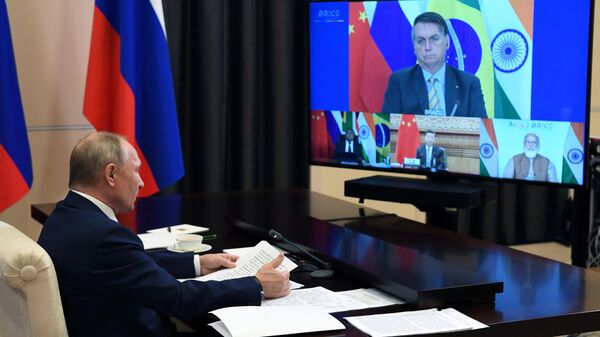 Президент РФ Владимир Путин принимает участие в XII саммите БРИКС в режиме видеоконференции