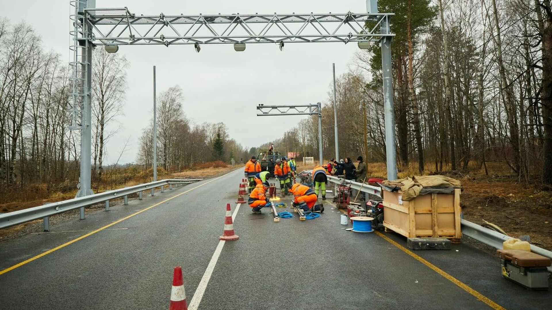 Дороги Ленобласти оснастят автовесами для контроля грузового транзита - РИА  Новости, 18.11.2020