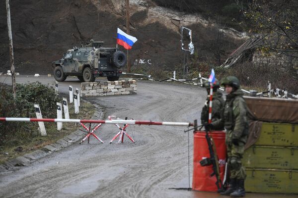  Блокпост российских миротворческих сил в Лачинском коридоре