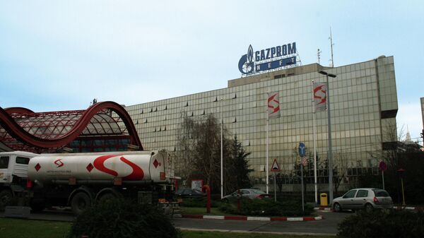 НПЗ Нефтяная индустрия Сербии (NIS) под Белградом