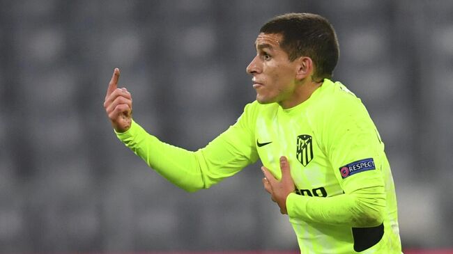 Soccer Football - Champions League - Group A - Bayern Munich v Atletico Madrid - Allianz Arena, Munich, Germany - October 21, 2020 Atletico Madrid's Lucas Torreira reacts REUTERS/Andreas Gebert