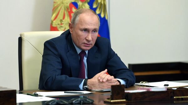 LIVE: Владимир Путин принимает участие в видеоконференции Уроки Нюрнбергского форума.