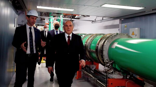  Председатель правительства РФ Михаил Мишустин во время посещения Объединенного института ядерных исследований в Дубне
