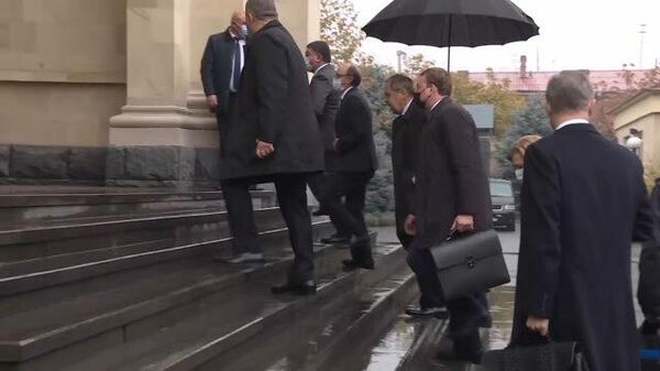 Прибытие делегации Правительства РФ в Резиденцию Президента Армении