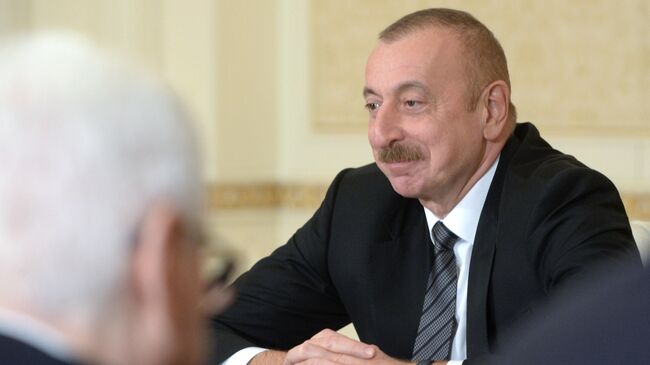 Президент Азербайджана Ильхам Алиев во время встречи с министром иностранных дел РФ Сергеем Лавровым в Баку