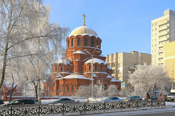 Собор во имя Александра Невского в Новосибирске 