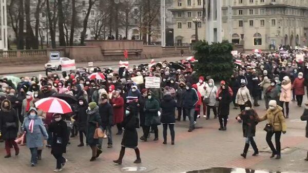 В Минске проходит протестный марш пенсионеров