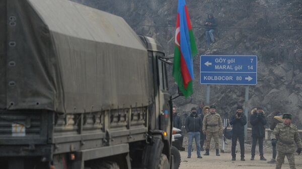Колонна с азербайджанскими военными