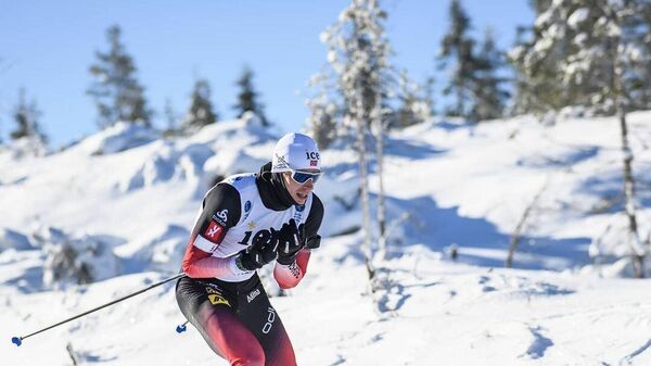 Норвежский биатлонист Стурла Холм Легрейд
