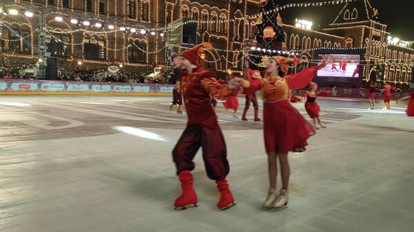В Москве на Красной площади прошло торжественное открытие катка