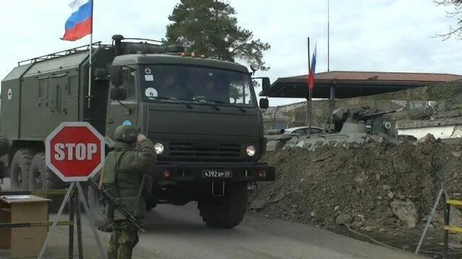 Прибытие российских военных медиков в Степанакерт