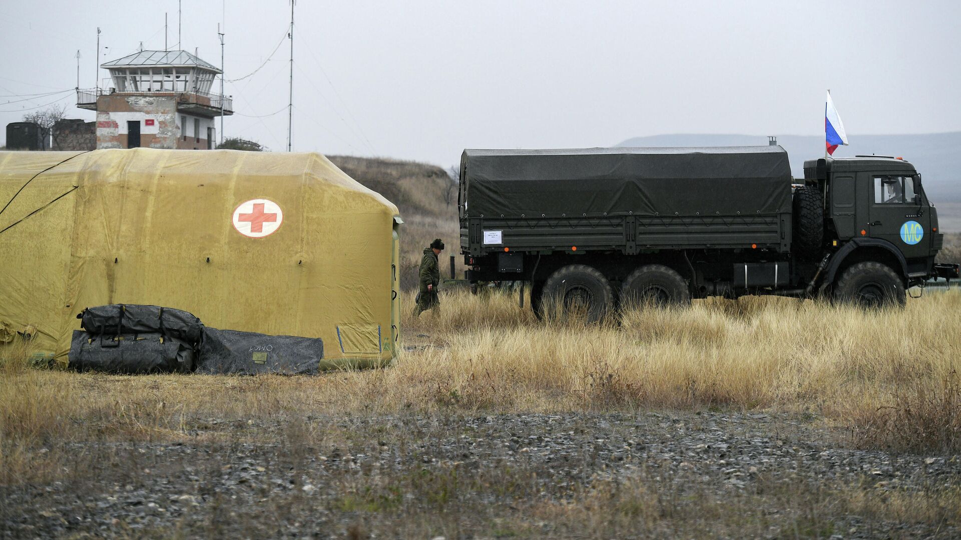 Развертывание российскими военными полевого госпиталя в Степанакерте - РИА Новости, 1920, 07.12.2020