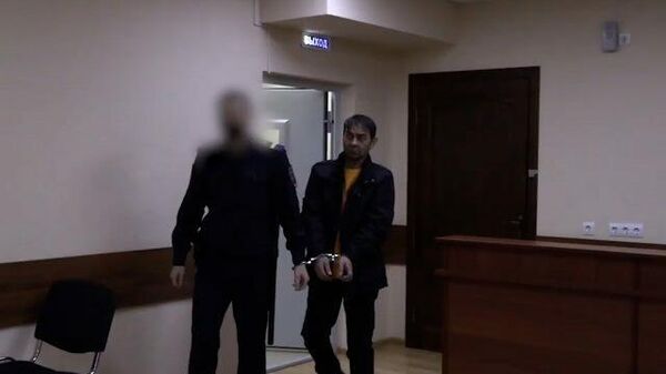Арестованы еще два члена банды Шамиля Басаева. Кадры из зала суда 