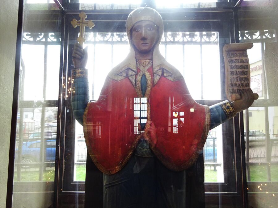 Деревянная фигура Параскевы Пятницы в Благовещенском соборе