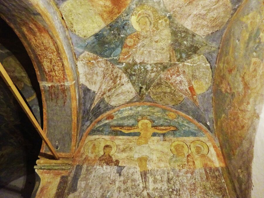 Фрески в колокольне в Свято-Пафнутьевом Боровском монастыре