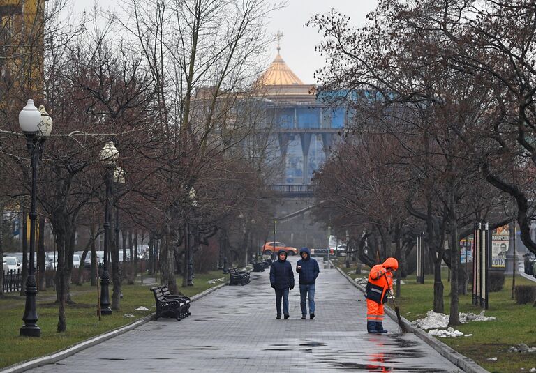 Теплая погода в Москве