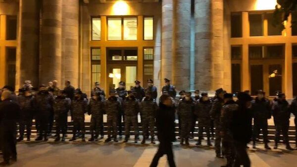 Противники Пашиняна у правительства Армении