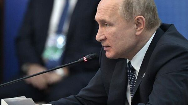 LIVE: Владимир Путин проводит заседание Совета коллективной безопасности ОДКБ 