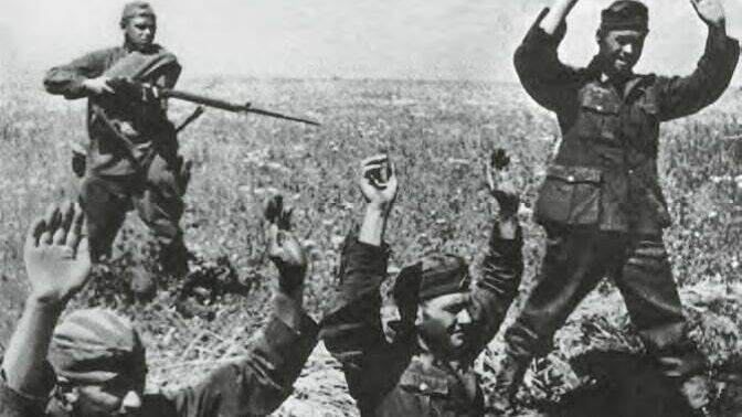 Первые немецкие военнопленные. 1941 - РИА Новости, 1920, 01.07.2024