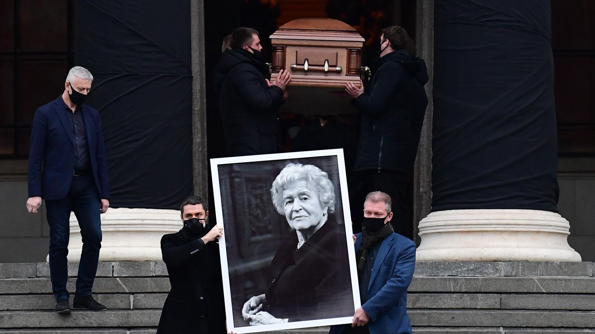 Ирина Антонова похороны прощание