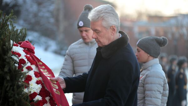 Мэр Москвы Сергей Собянин на церемонии возложения цветов к Могиле Неизвестного солдата