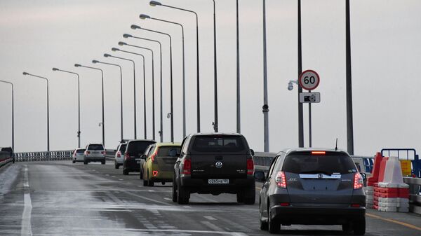Возобновление автомобильного движения по Золотому мосту во Владивостоке