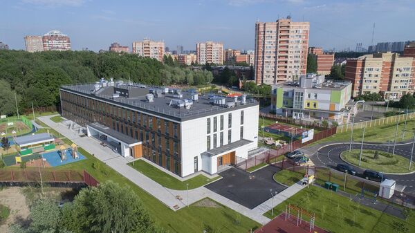 Школа в Москве