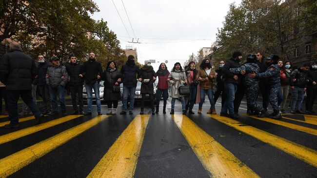 Акция протеста оппозиции в Ереване