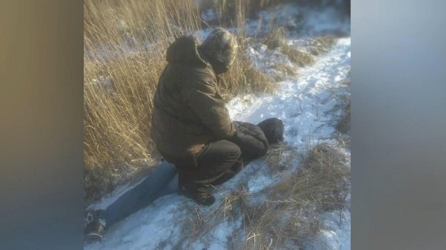 Задержание жителя Тулы, готовившего вооруженное нападение на учебное заведение - РИА Новости, 1920, 09.12.2020