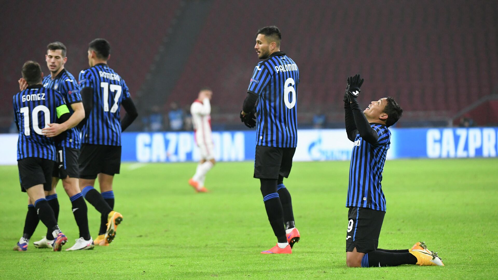 Футболисты Аталанты - РИА Новости, 1920, 09.12.2020