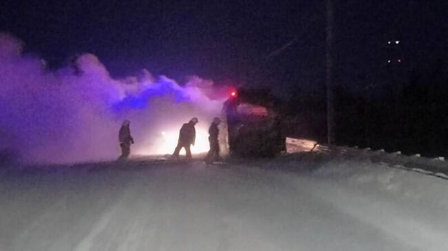 На месте возгорания рейсового автобуса на трассе в Томской области