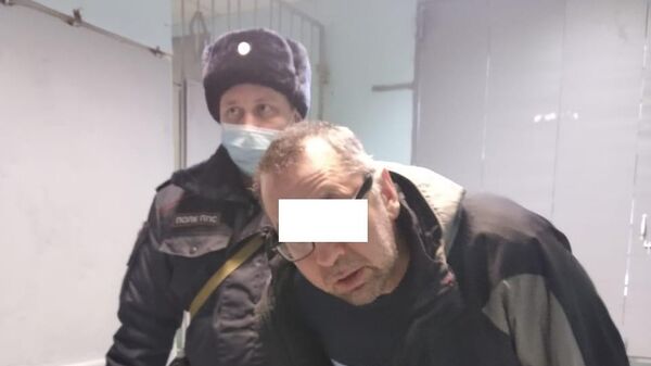 Мужчина, избивший врача скорой помощи в Екатеринбурге
