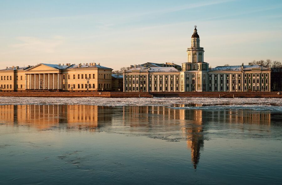 Солнечный день в Санкт-Петербурге